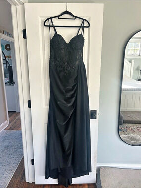 STACEES Black Embellished Maxi Dress Size 12 NWT